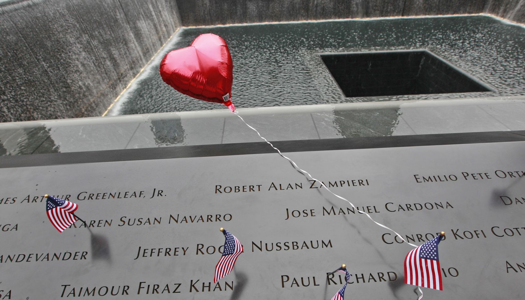 New York City Commemorates 10th Anniversary Of 9-11 Terror Attacks
