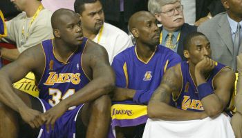 Shaquille O'Neal (L), Gary Payton (C), a