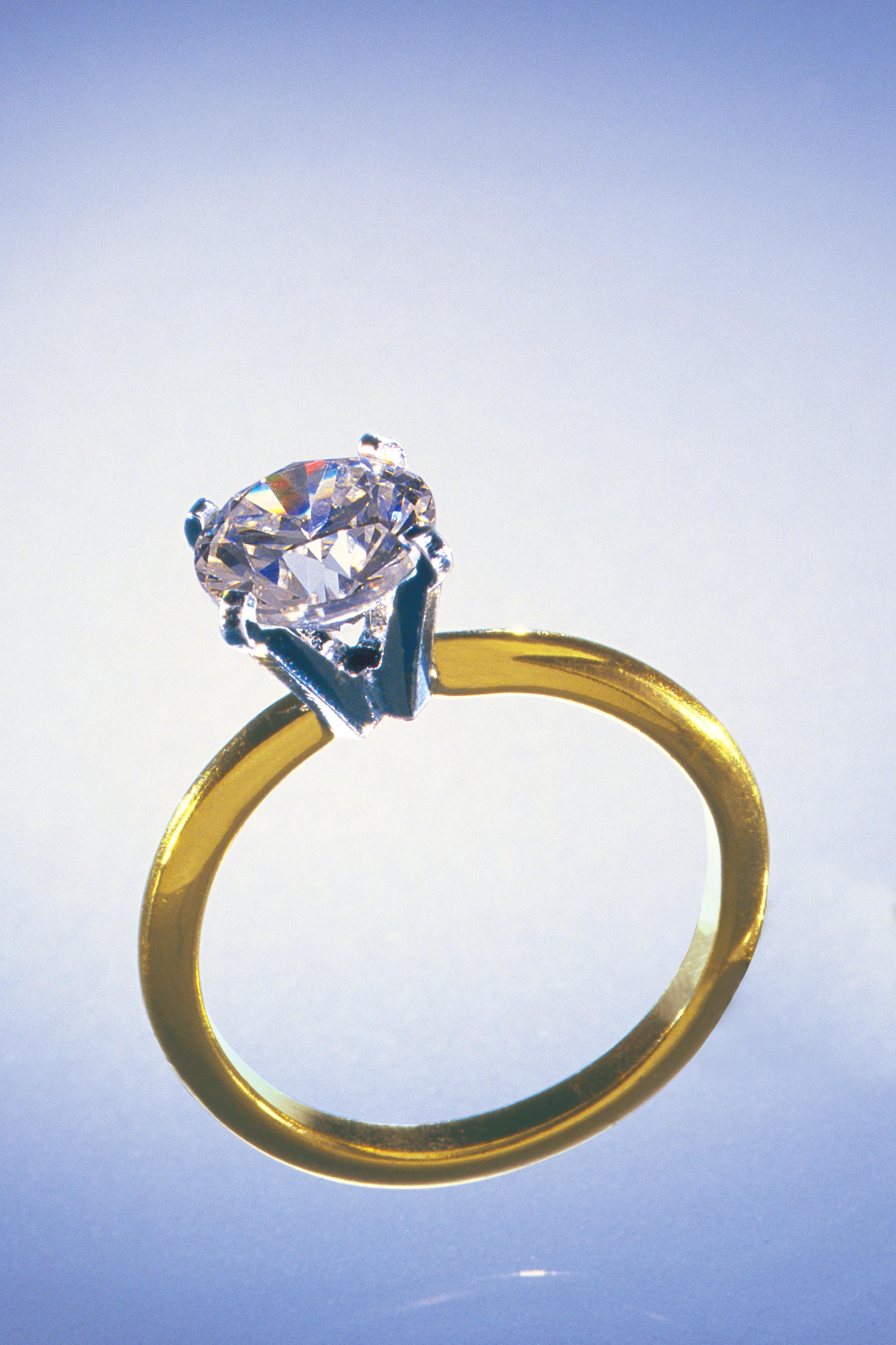 Diamond ring