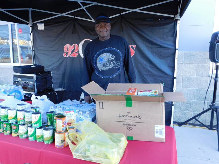 92Q & Giant Food For Families Holiday Food Drive 2017