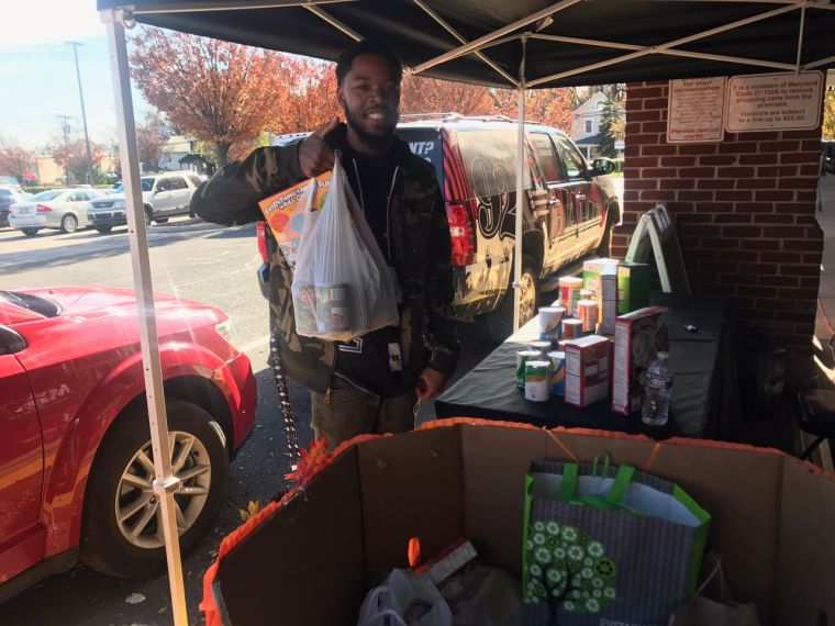 92Q & Giant Food For Families Holiday Food Drive 2017