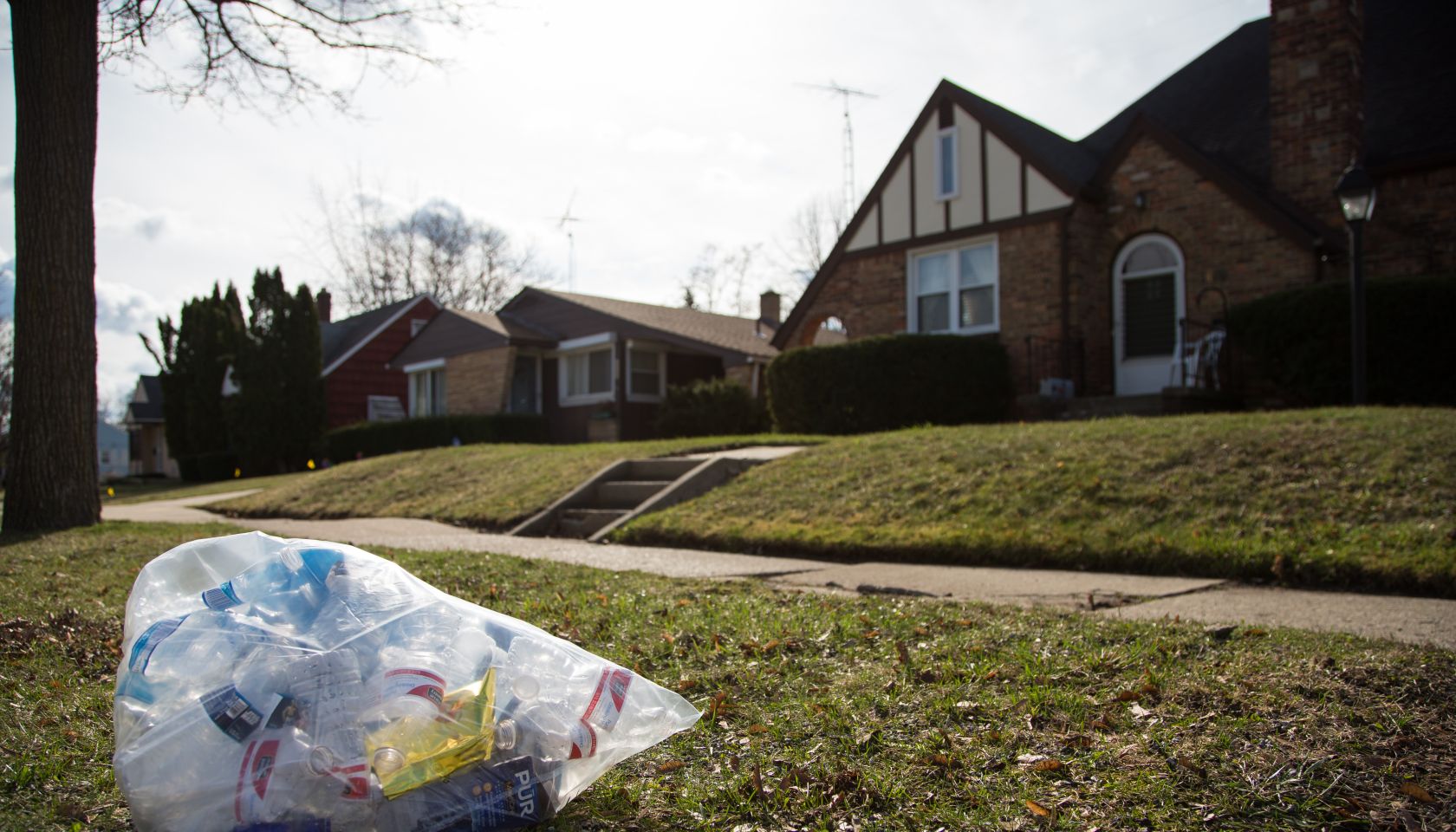 Flint Continues To Struggle With Water Contamination Crisis