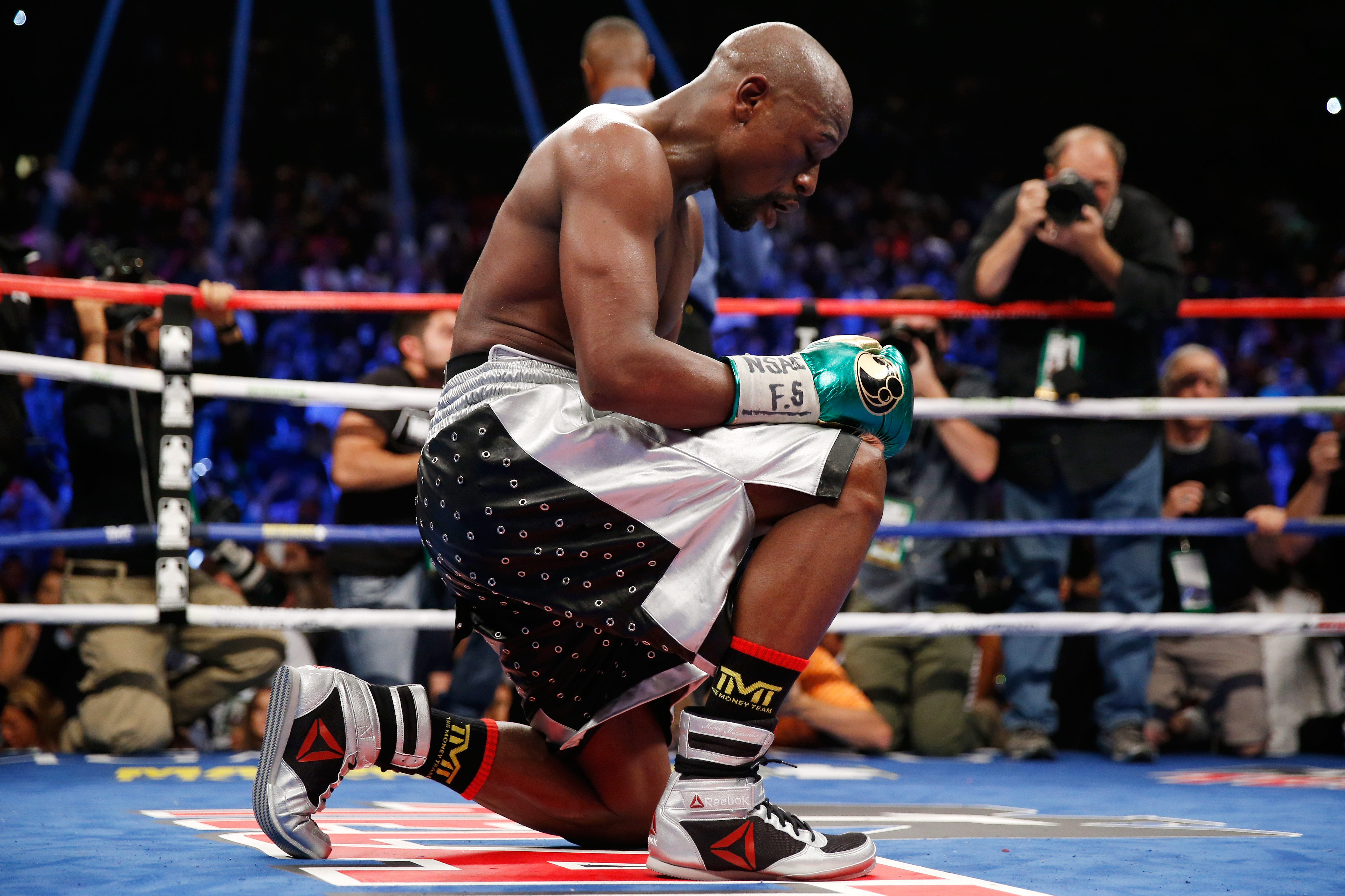 Floyd Mayweather Jr. v Andre Berto